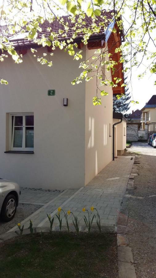 Central Apartments With Parking Ljubljana Luaran gambar